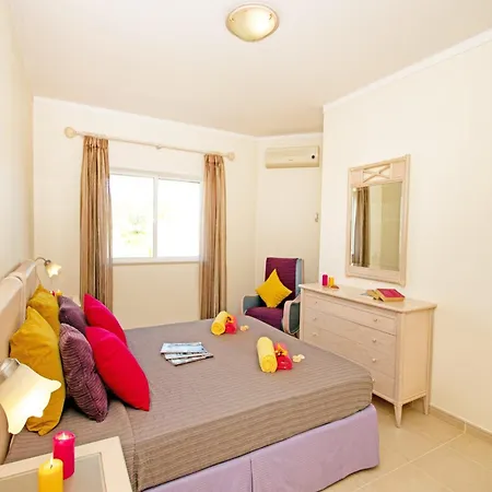 Townhouse Moreton Oasis Getaway *