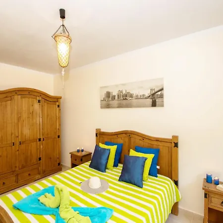 펜션 Holiday Home In Portimao Near Beaches 포티마오