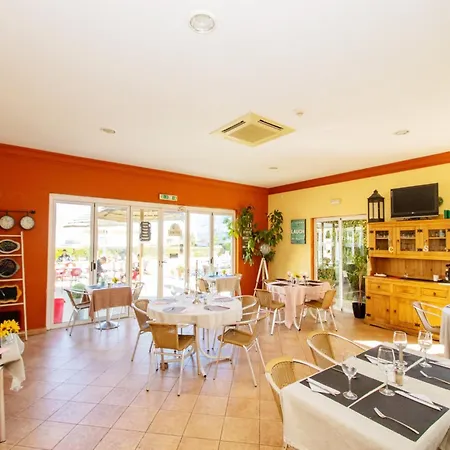Ferienhaus Holiday Home In Portimao Near Beaches Portimão